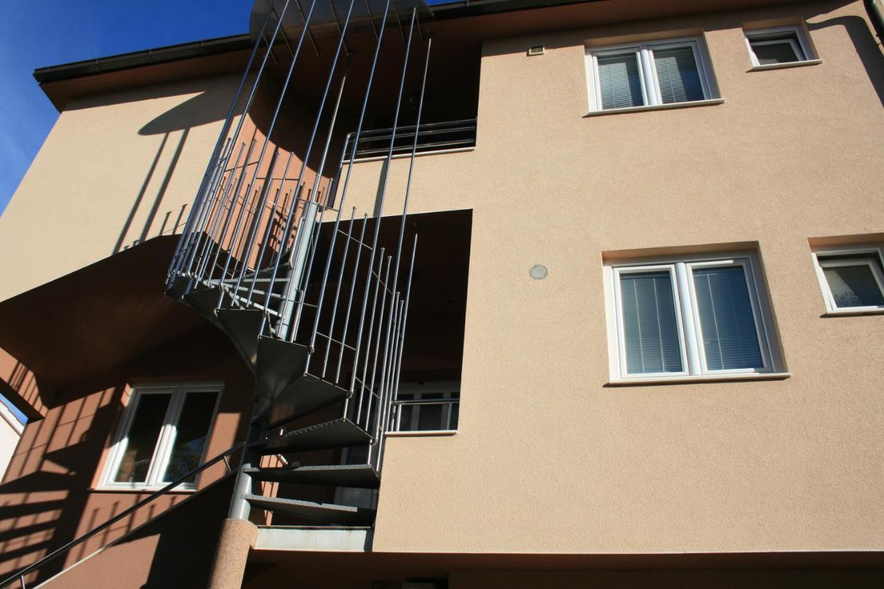 Apartmani Mia トロギール エクステリア 写真