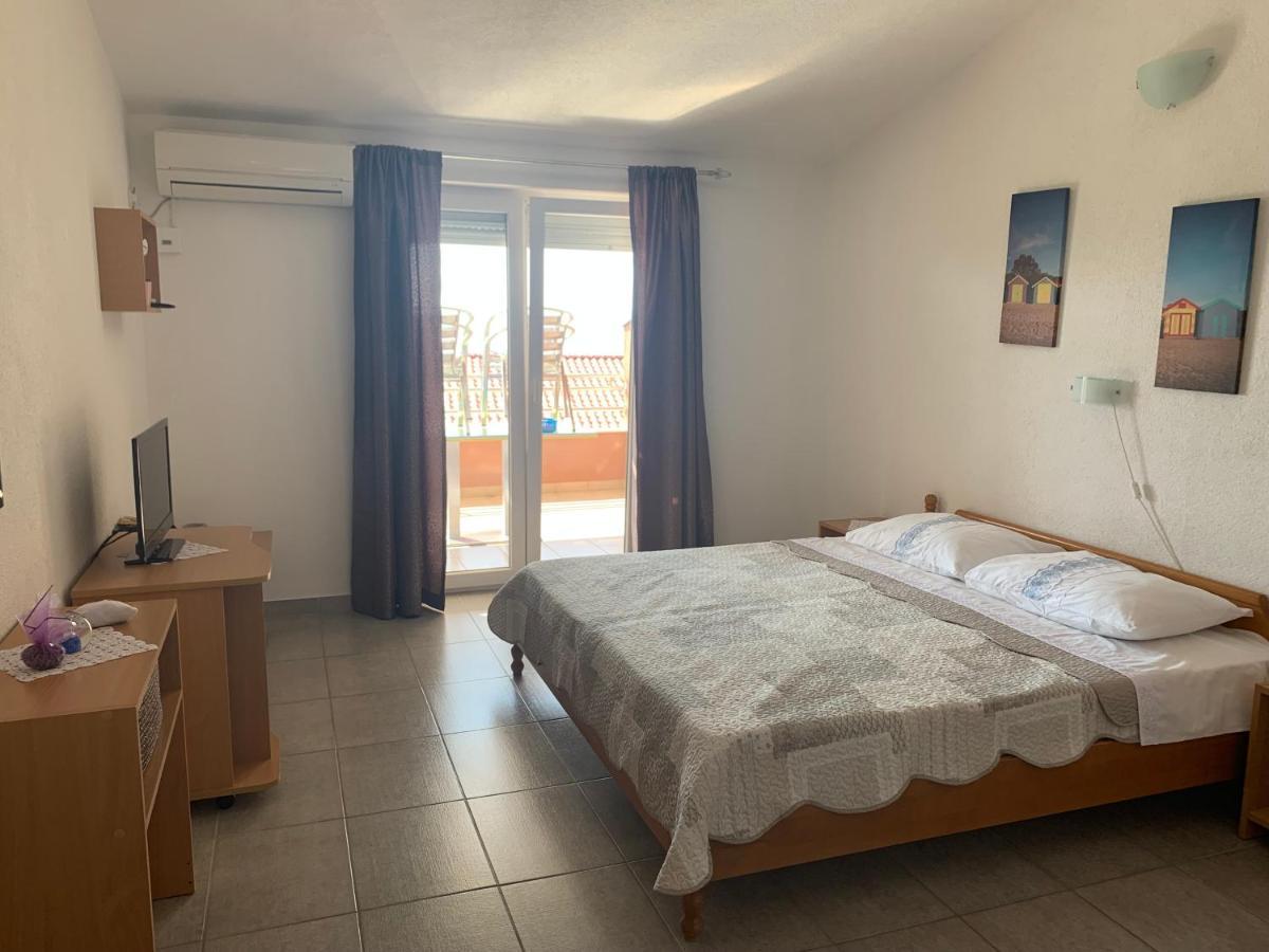 Apartmani Mia トロギール エクステリア 写真